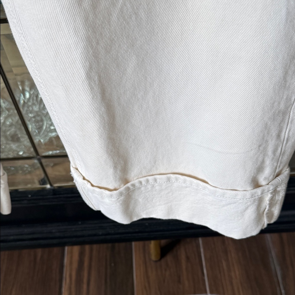 Universal Thread Cream Wide Leg Crop Jeans - Picture 5 of 8